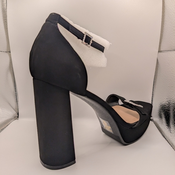 MARCOREPUBLIC Nottingham Black Chunky Heel Strap Platform Pumps Size 9 - Picture 7 of 10